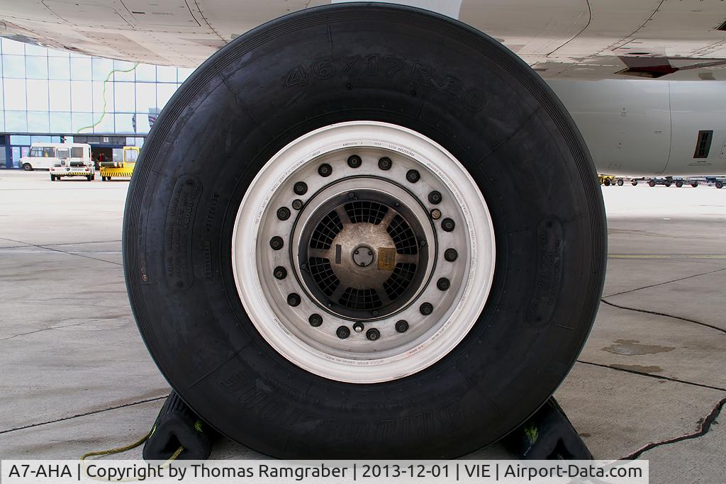A7-AHA, 2009 Airbus A320-232 C/N 4110, Qatar Airways Airbus A320