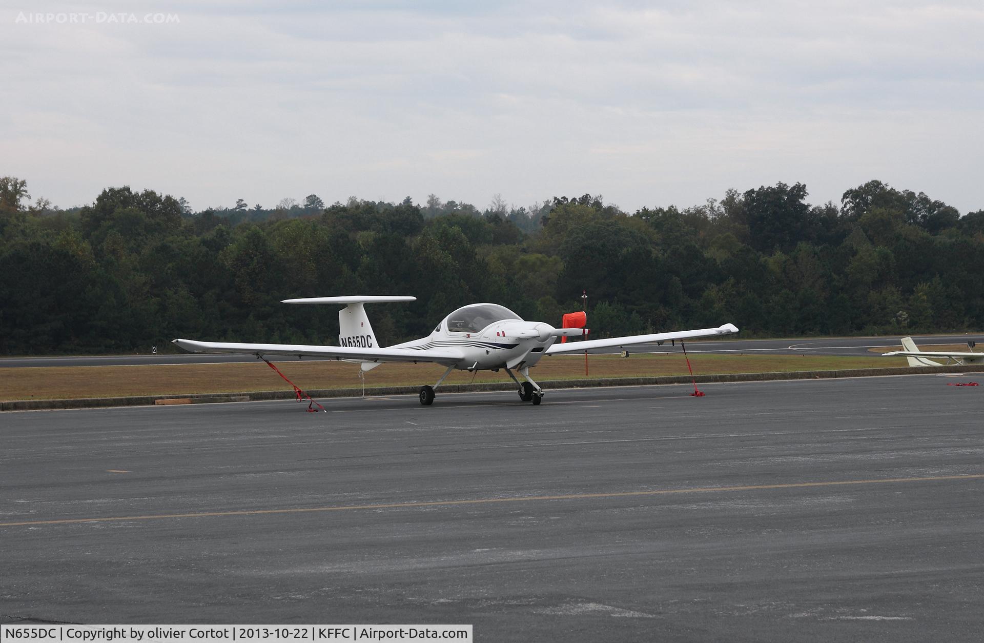 N655DC, 2001 Diamond DA-20C-1 Eclipse C/N C0155, Falcon field