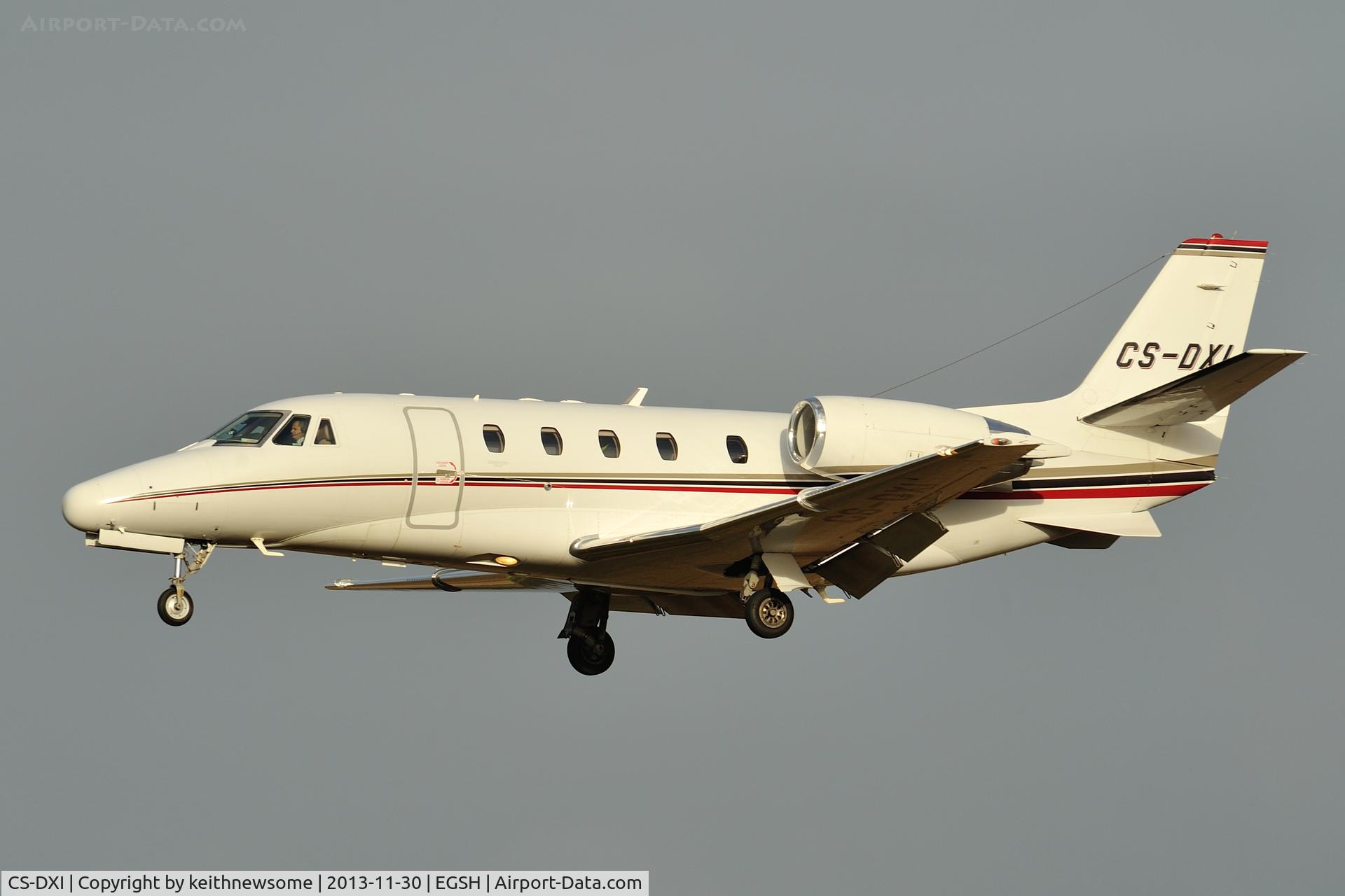 CS-DXI, 2006 Cessna 560 Citation XLS C/N 560-5621, Approach to runway 27 !