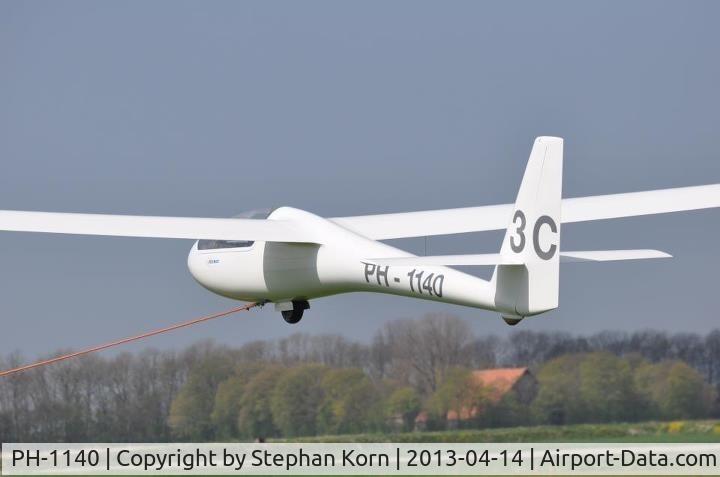 PH-1140, Schleicher ASW-15 C/N 15136, After complete overhaul flying for the first time 2013-04