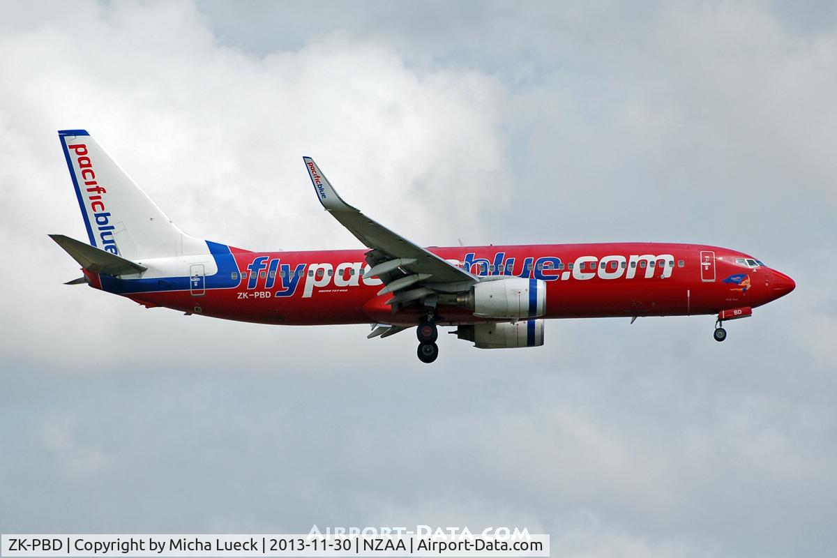ZK-PBD, 2004 Boeing 737-8FE C/N 33996, At Auckland
