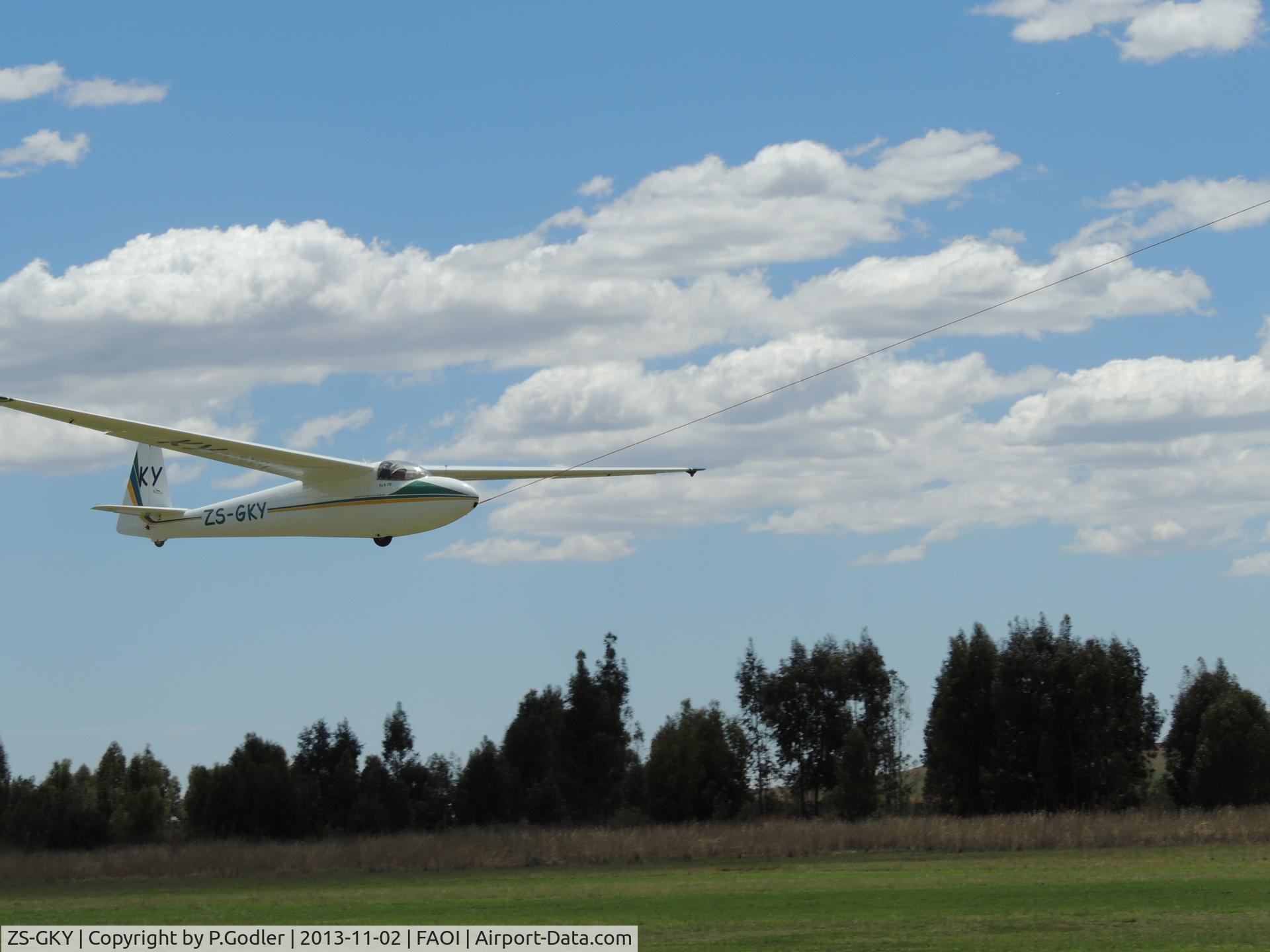 ZS-GKY, 1962 Schleicher Ka-6CR Rhonsegler C/N 6040, Aero Tow .Take off at Magalies Gliding Club, Rwy 18. South Africa
