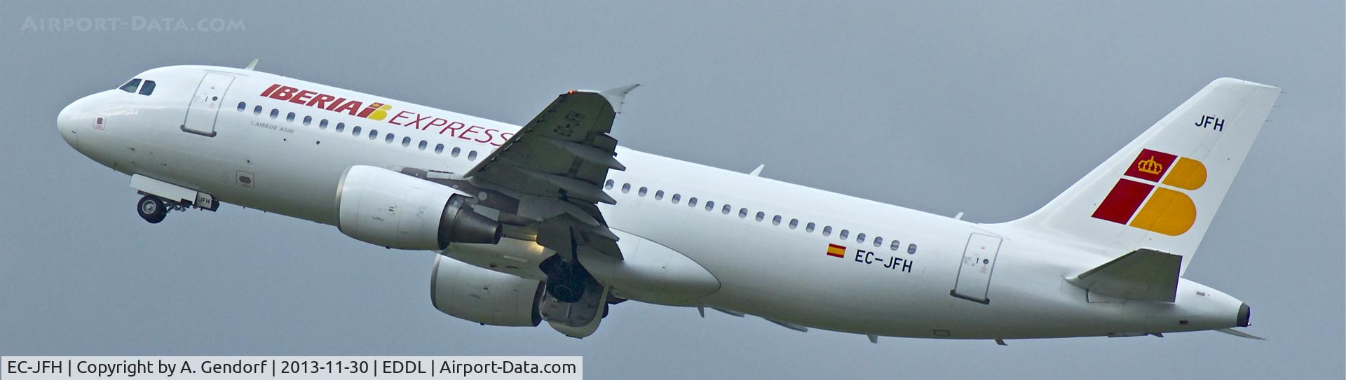 EC-JFH, 2003 Airbus A320-214 C/N 2104, Iberia Express, is here climbing out of Düsseldorf Int´l(EDDL)