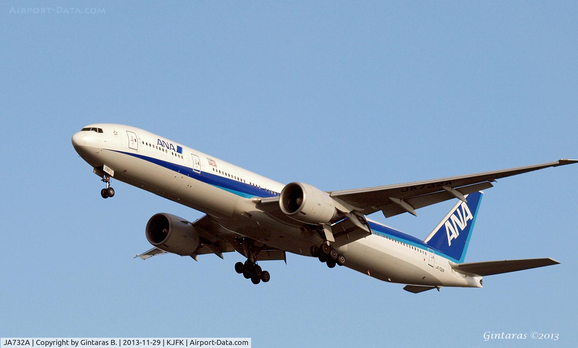 JA732A, 2005 Boeing 777-381/ER C/N 27038, Going To A Landing on 31R, JFK