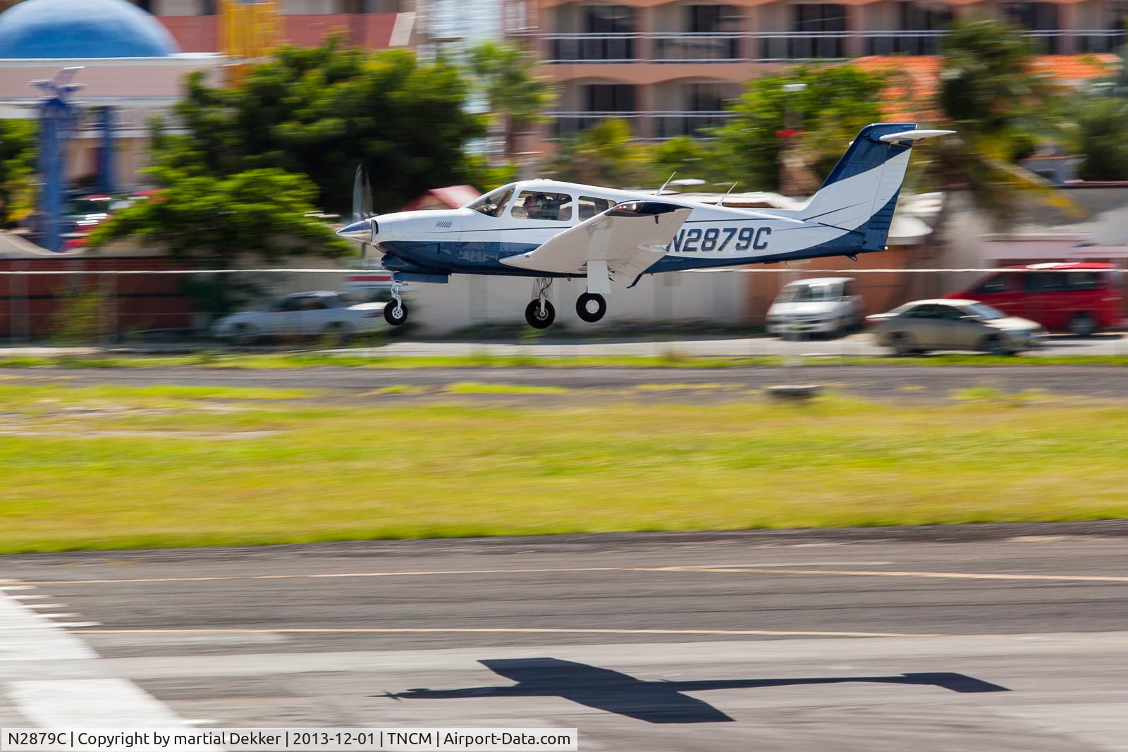 N2879C, 1979 Piper PA-28RT-201T Arrow IV C/N 28R-7931237, landing sxm