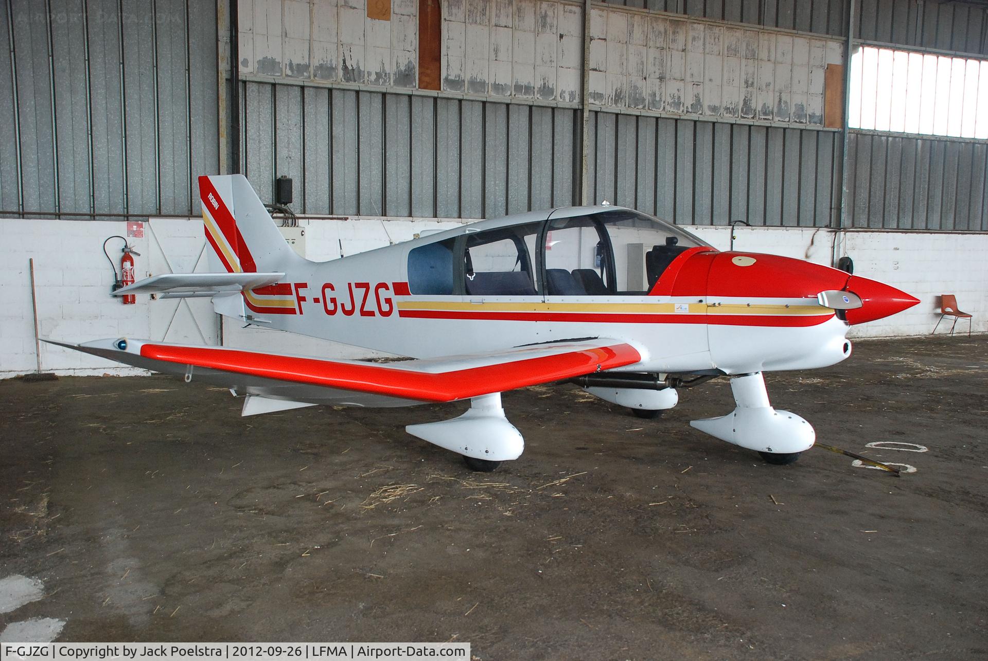 F-GJZG, Robin DR-400-120 C/N 2003, Robin DR-400 airport aix les miles