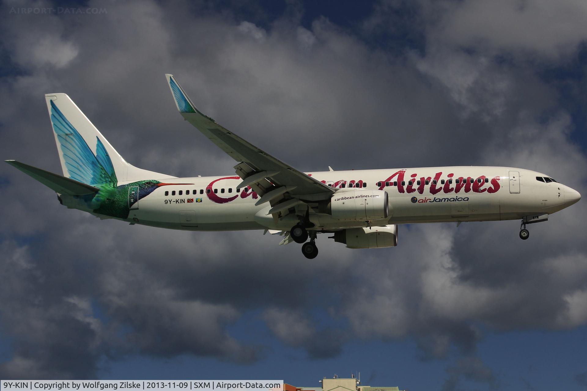 9Y-KIN, 2000 Boeing 737-8Q8 C/N 28234, At famous Maho Beach