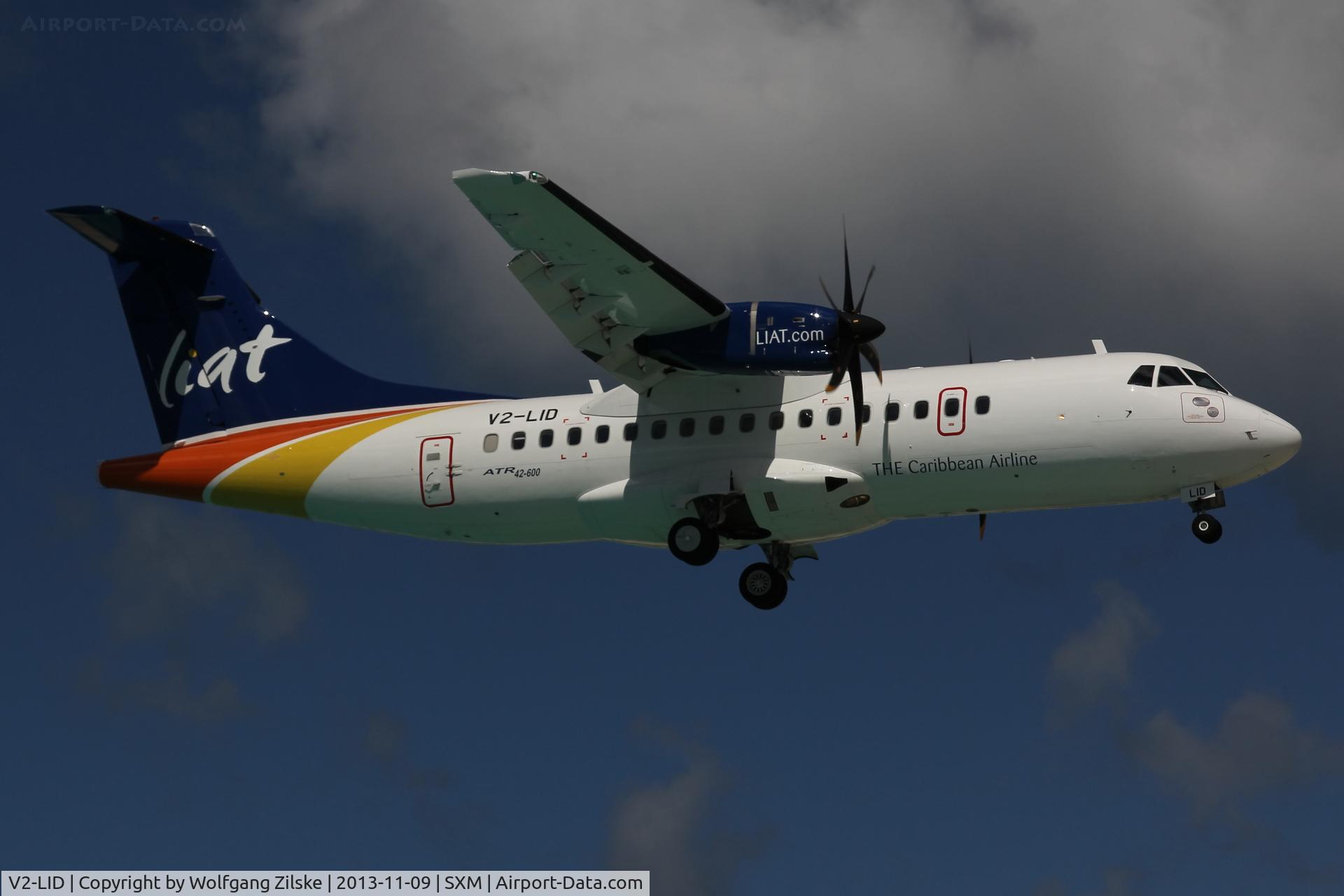 V2-LID, 2013 ATR 42-600 C/N 1006, At famous Maho Beach