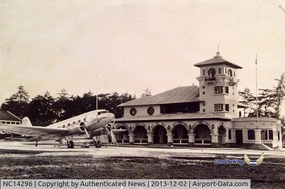 NC14296, 1935 Douglas DC-2-118B C/N 1368, DC-2 NC14296 at Guatemala airport, January 1941.
