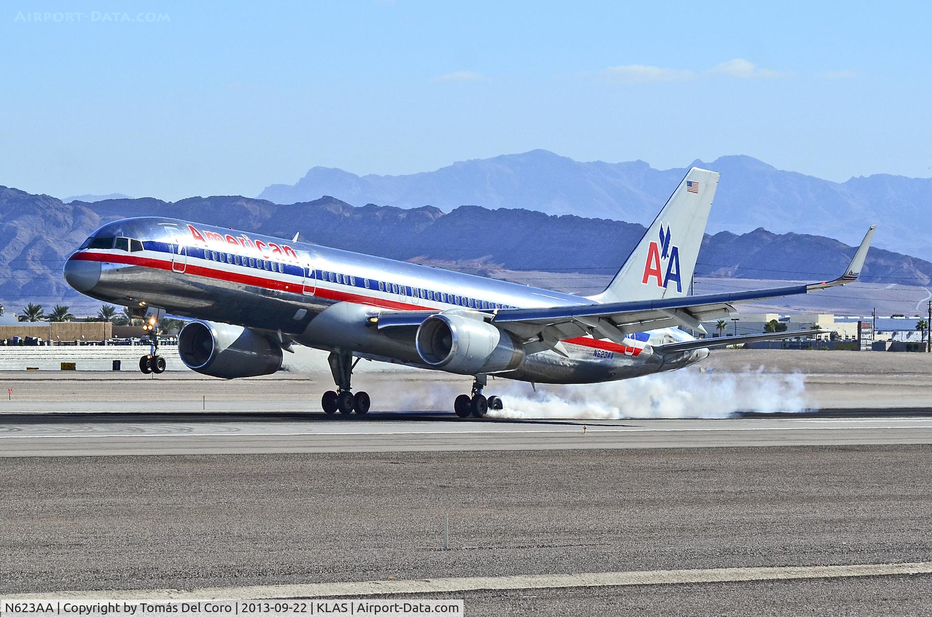 N623AA, 1990 Boeing 757-223 C/N 24581, N623AA American Airlines 1990 Boeing 757-223(WL) - cn 24581 / ln 296  - McCarran International Airport, Las Vegas - September 22, 2013
TDelCoro