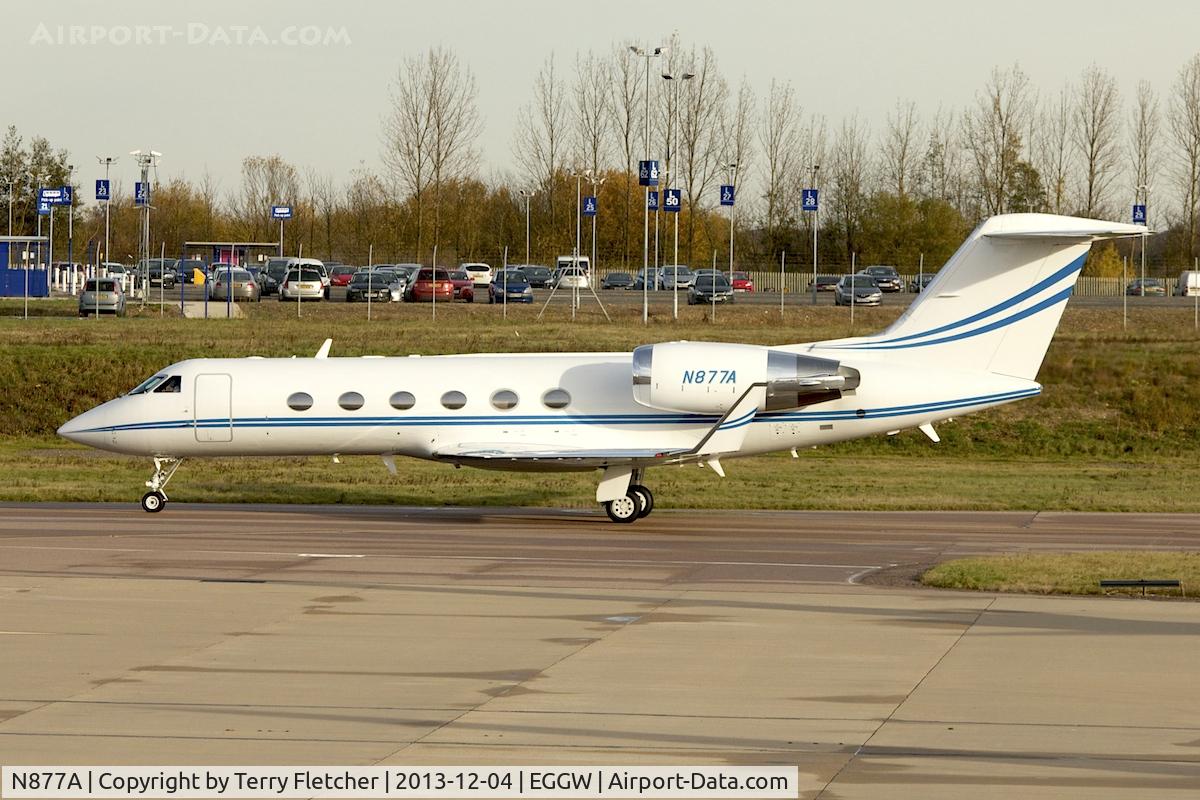N877A, 2001 Gulfstream Aerospace G-IV C/N 1461, 2001 Gulfstream Aerospace G-IV, c/n: 1461 at Luton