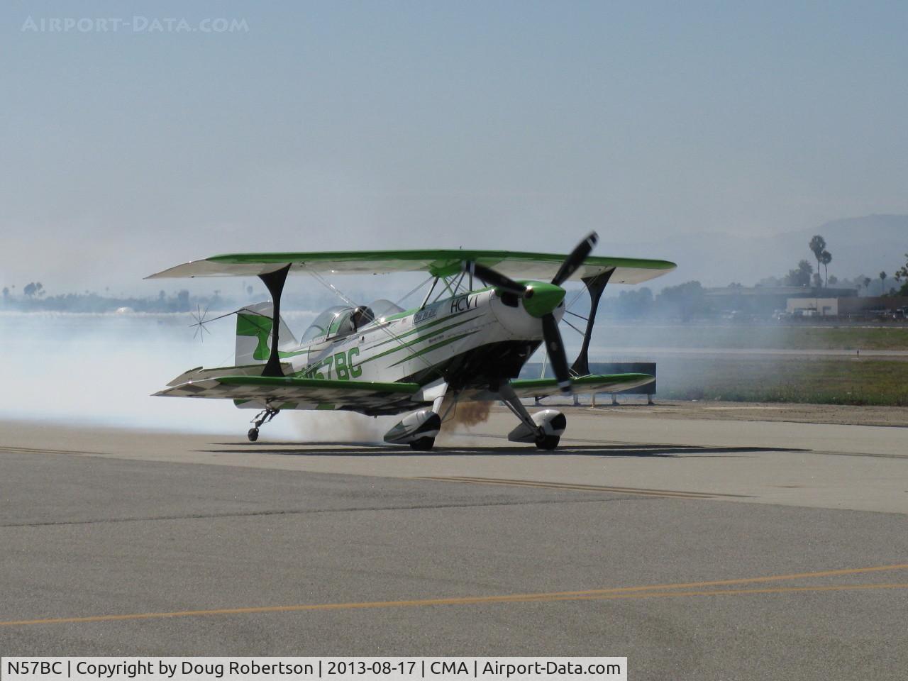 N57BC, 2001 Aviat Pitts S-2C Special C/N 6042, 2001 Aviat PITTS S-2C, Lycoming AEIO-540, Bill Cornick's airshow ride, full inverted systems, four ailerons, 3-blade CS prop, taxi with airshow smoke