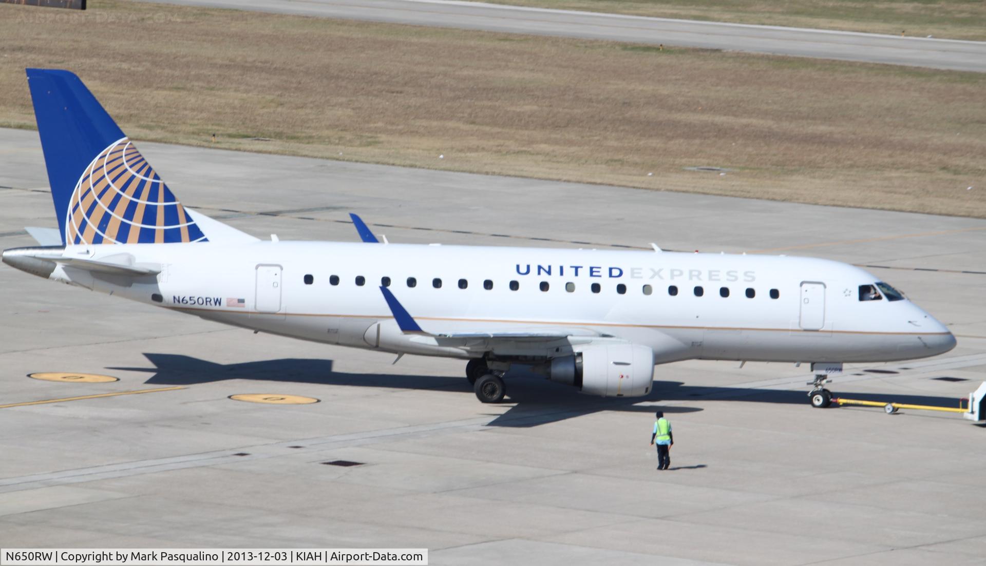 N650RW, 2005 Embraer 170SE (ERJ-170-100SE) C/N 17000071, ERJ 170-100 SE