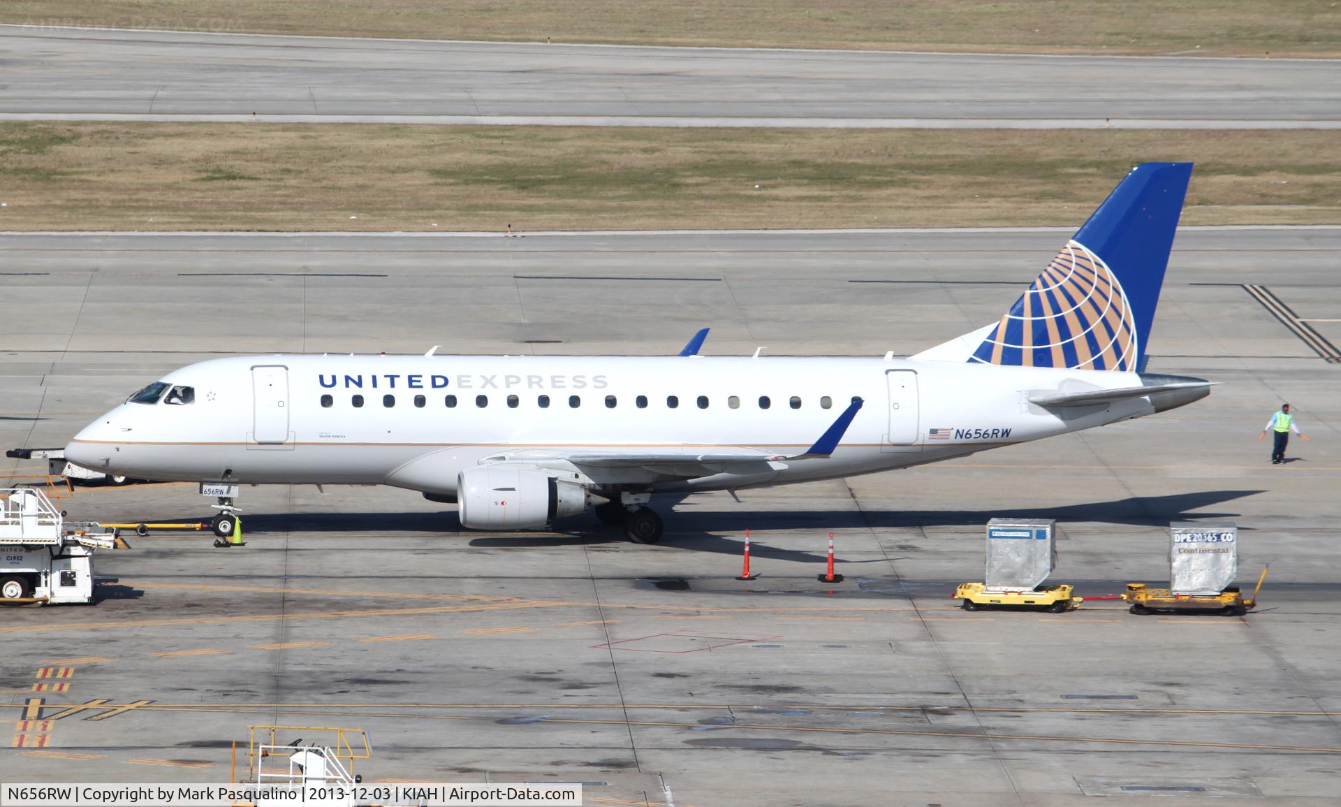 N656RW, 2005 Embraer 170SE (ERJ-170-100SE) C/N 17000113, ERJ 170-100 SE