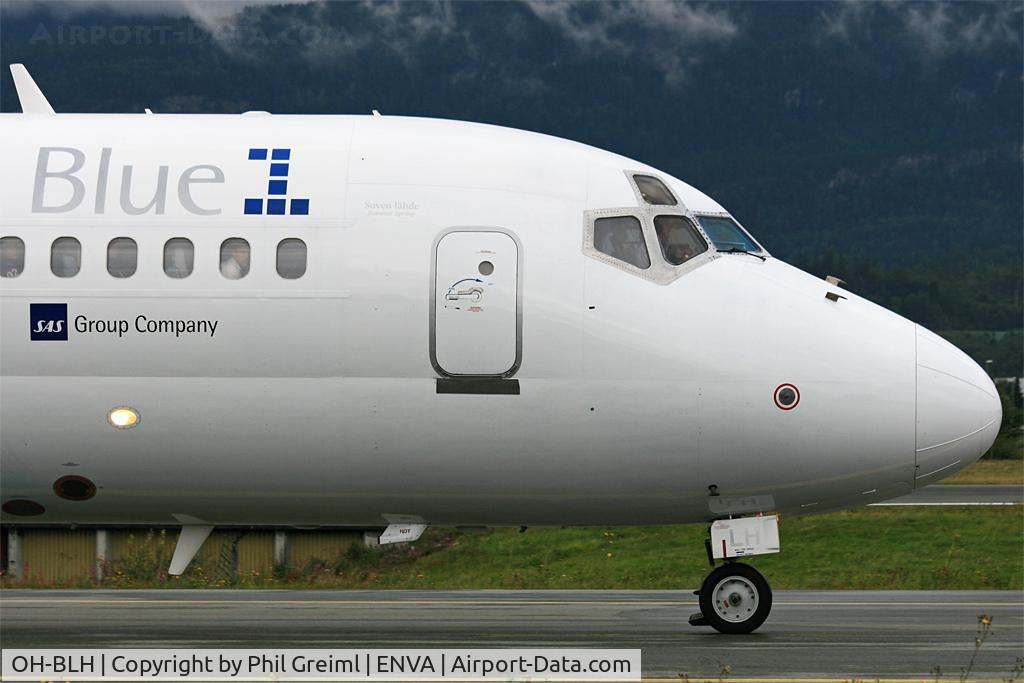 OH-BLH, 2000 Boeing 717-2CM C/N 55060, Taken at TRD.