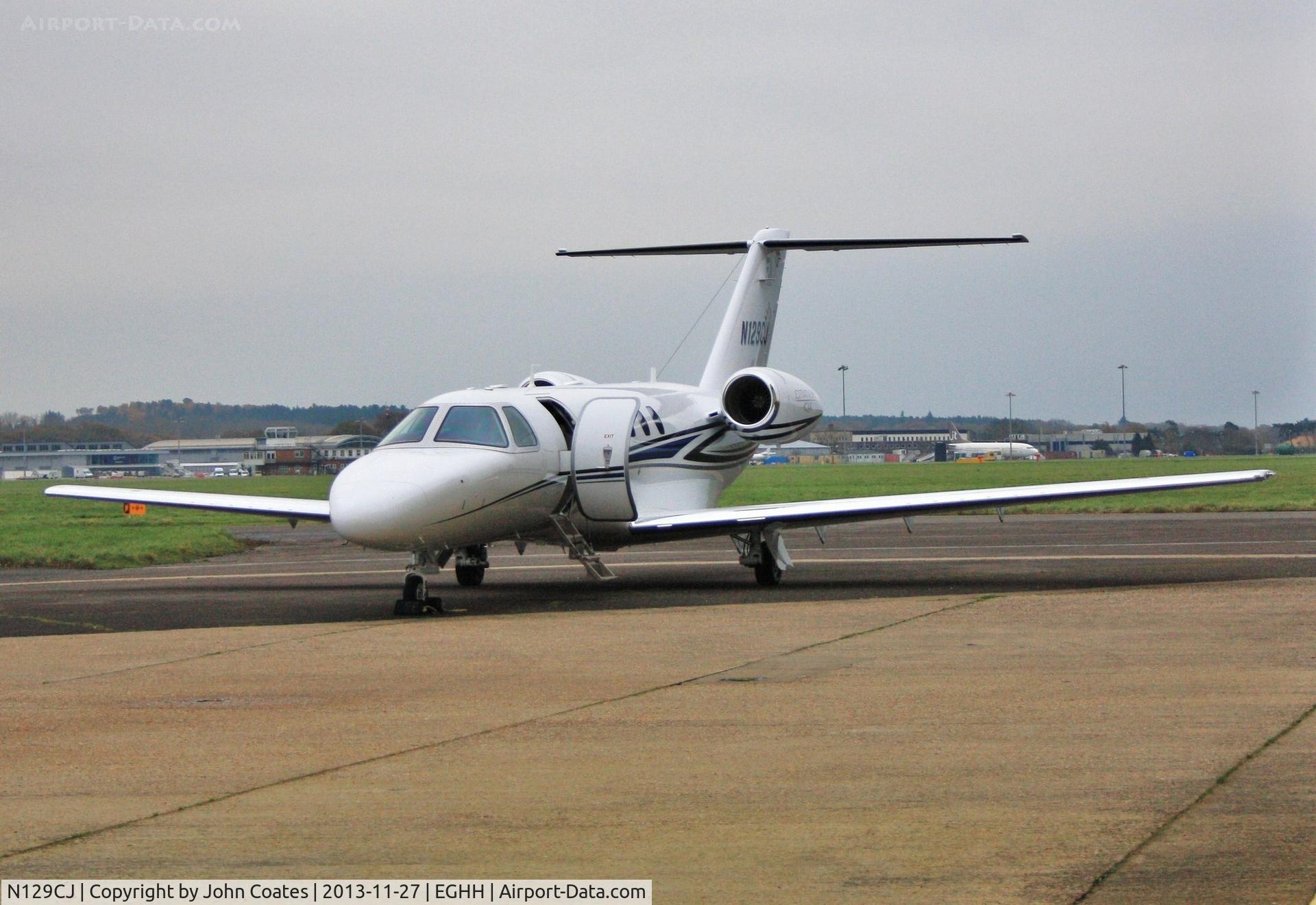 N129CJ, 2013 Cessna 525C CitationJet CJ4 C/N 525C-0129, Arriving at CSE