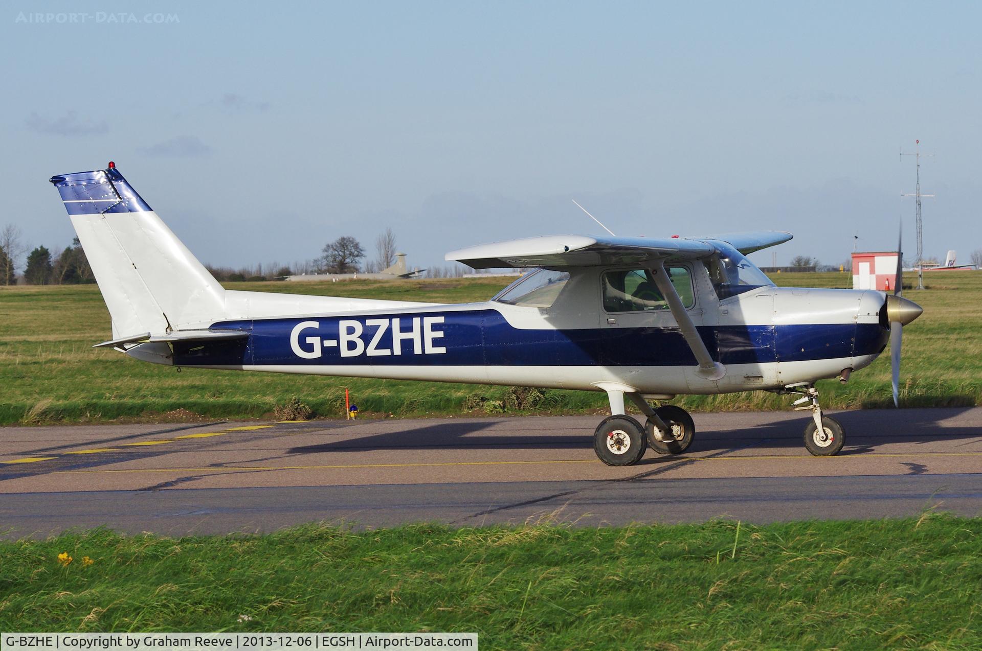 G-BZHE, 1978 Cessna 152 C/N 152-81303, About to depart from Norwich.