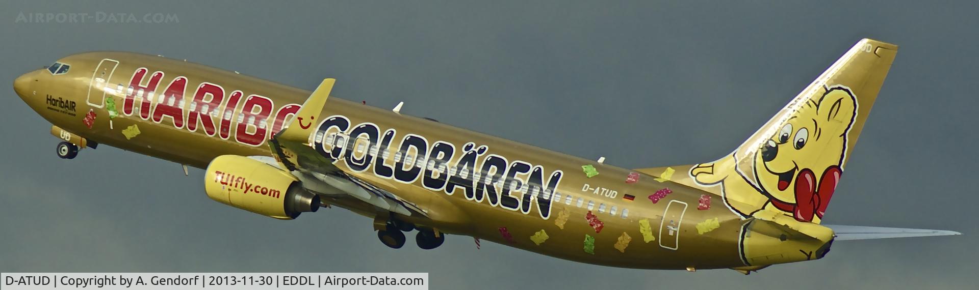 D-ATUD, 2006 Boeing 737-8K5 C/N 34685, TUIfly (Golden Haribo cs.), is here departing at Düsseldorf Int´l(EDDL)
