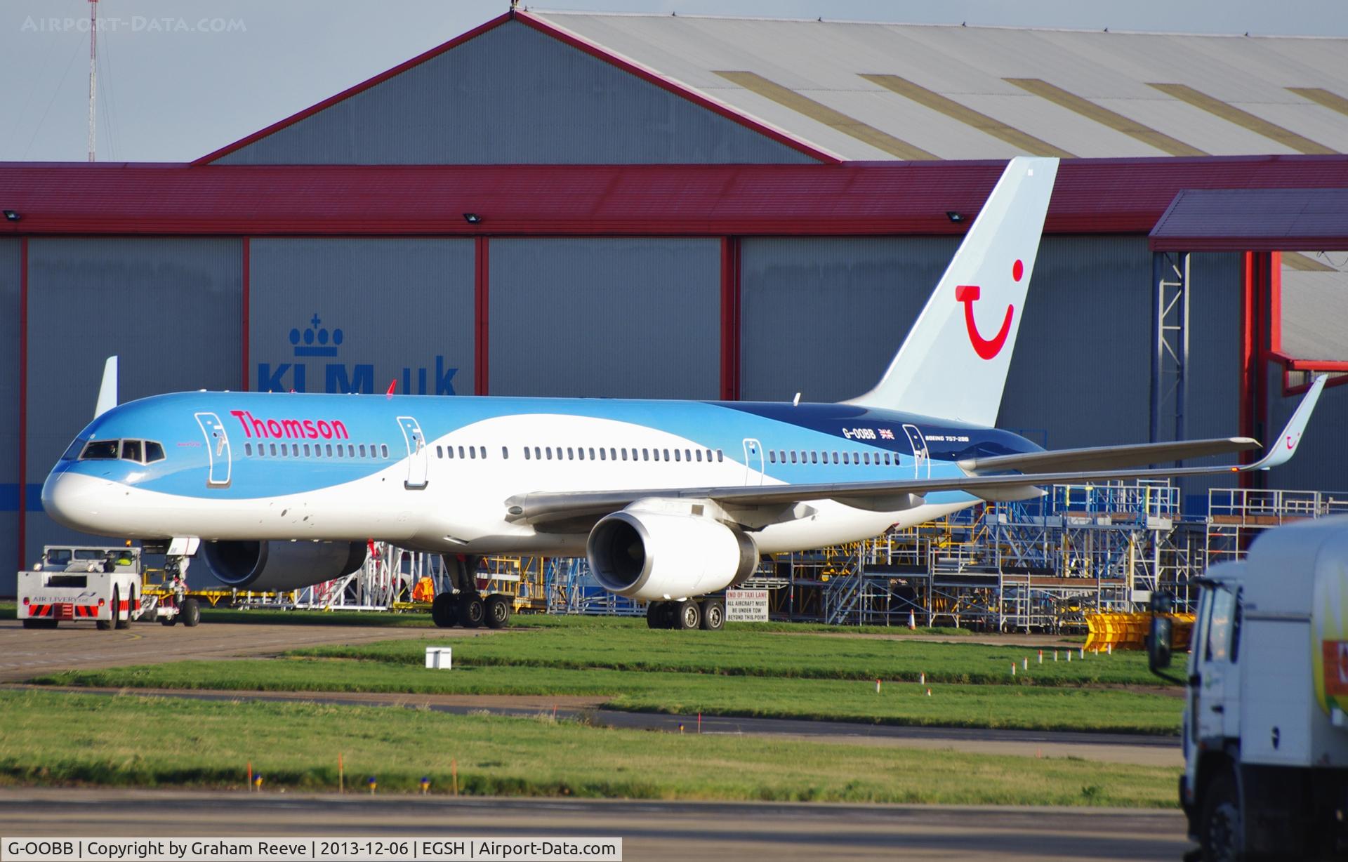 G-OOBB, 2000 Boeing 757-26N C/N 32447, Fresh out of the paint shop.