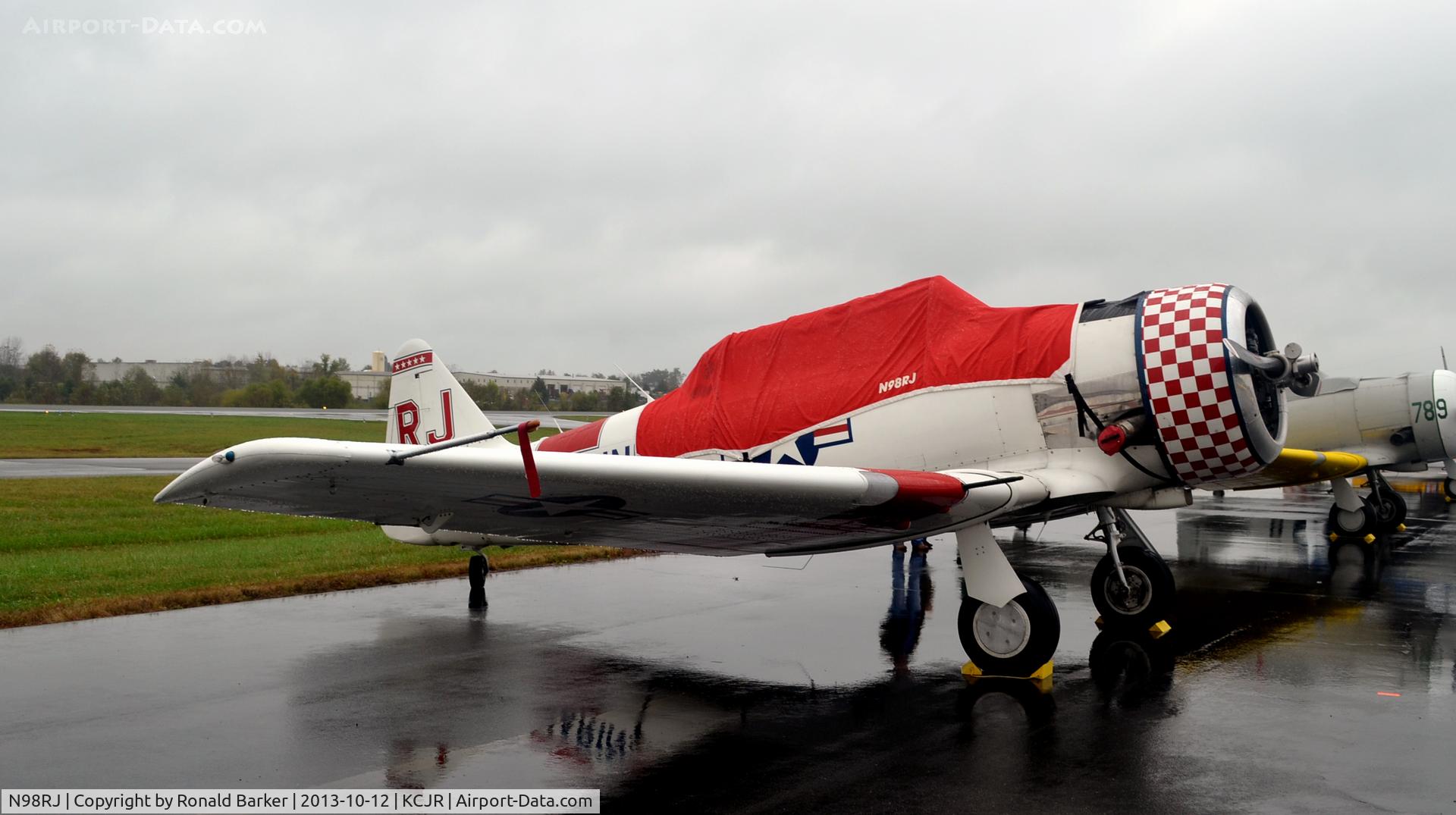 N98RJ, 1944 North American SNJ-5C Texan Texan C/N 88-17960, Culpeper Air Fest 2013