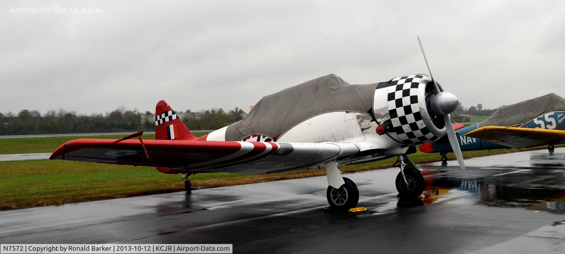 N7572, 1941 North American AT-6D Texan C/N 41-34018, Culpeper Air Fest 2013