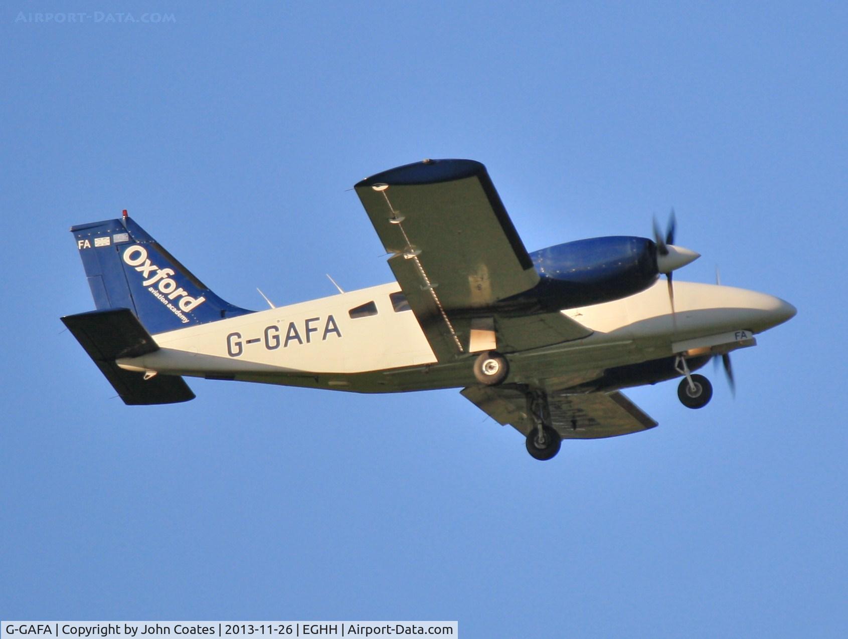 G-GAFA, 1979 Piper PA-34-200T Seneca II C/N 34-7970218, Low approach training from Oxford