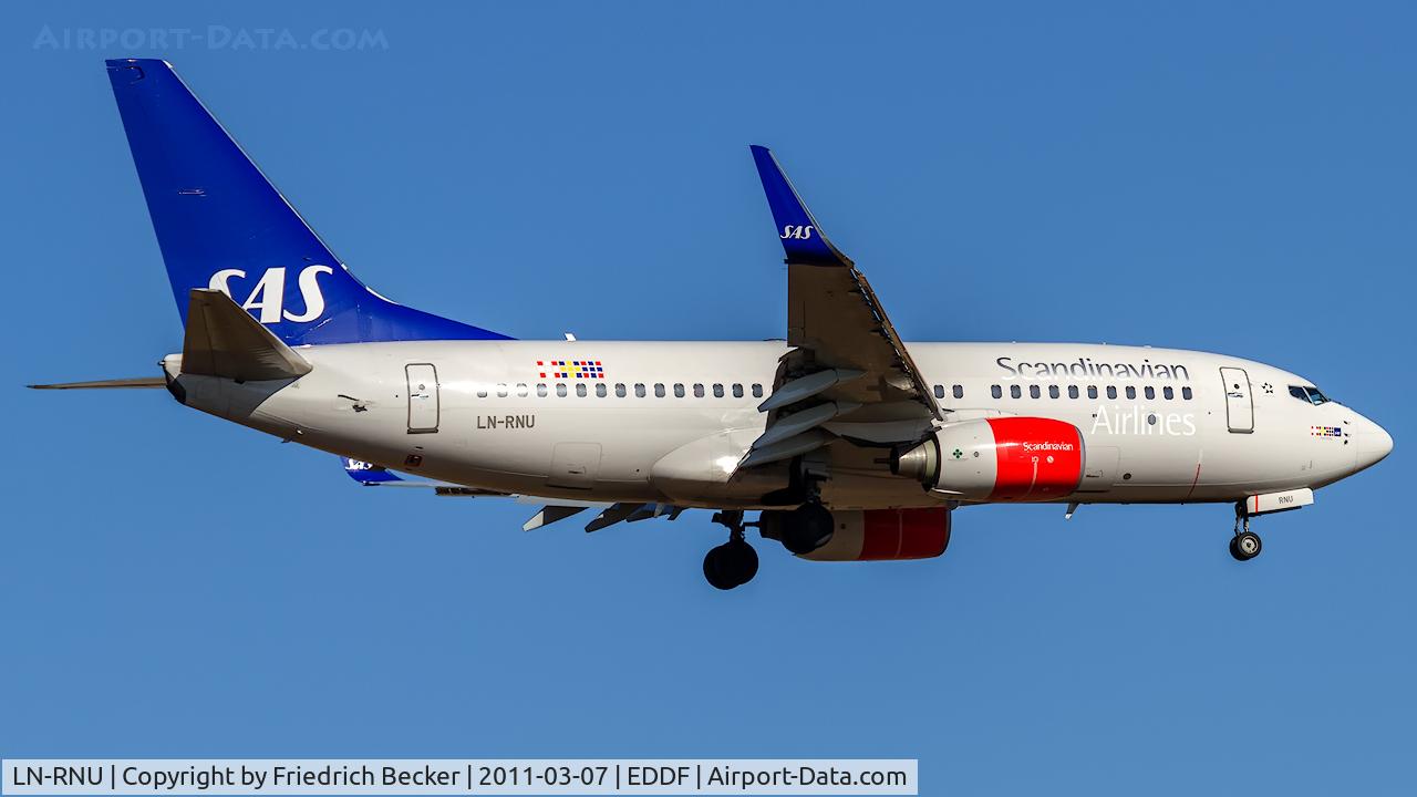LN-RNU, 2009 Boeing 737-783 C/N 34548, on final RW07R