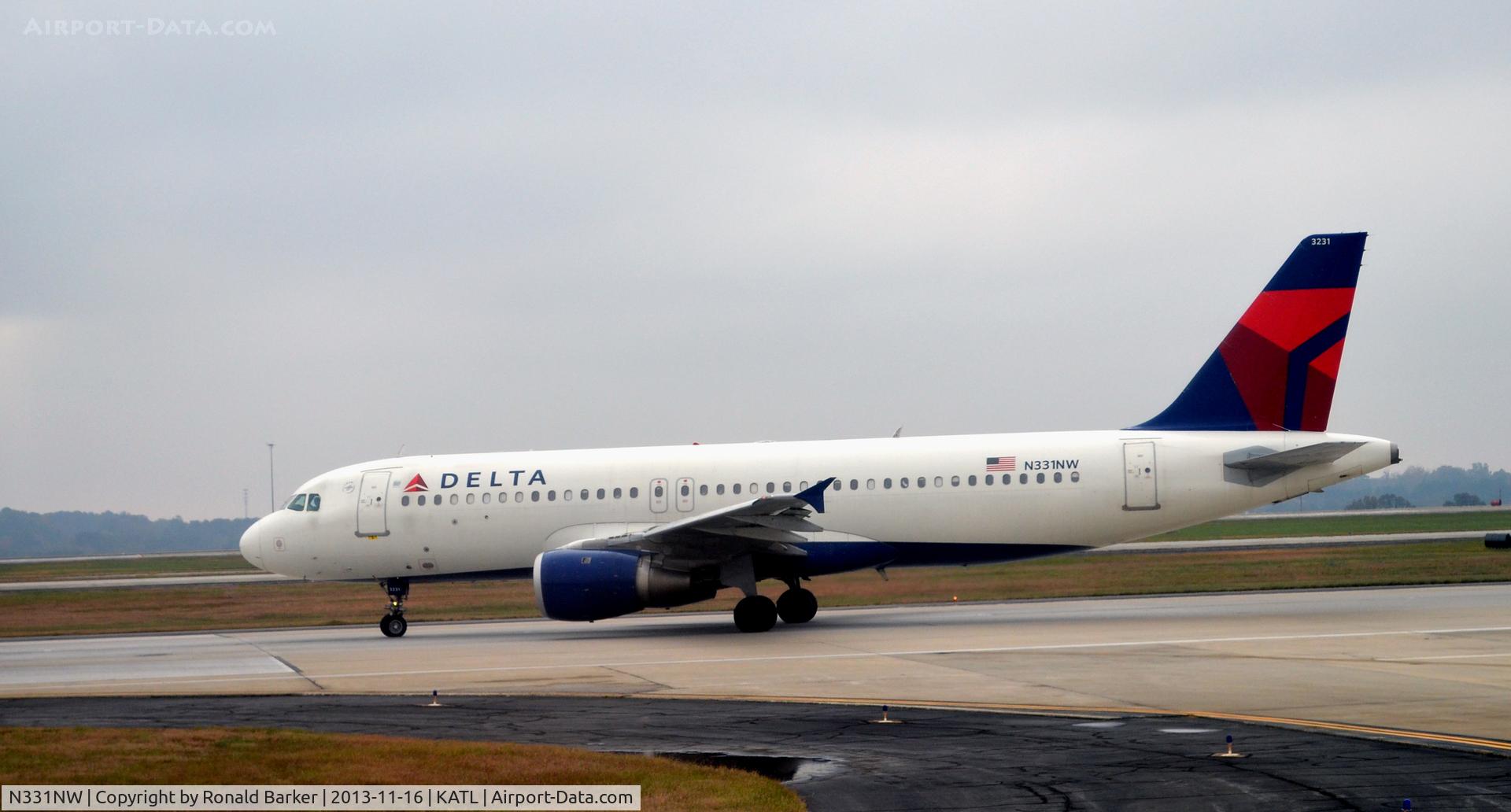N331NW, 1992 Airbus A320-211 C/N 318, Takeoff Atlanta