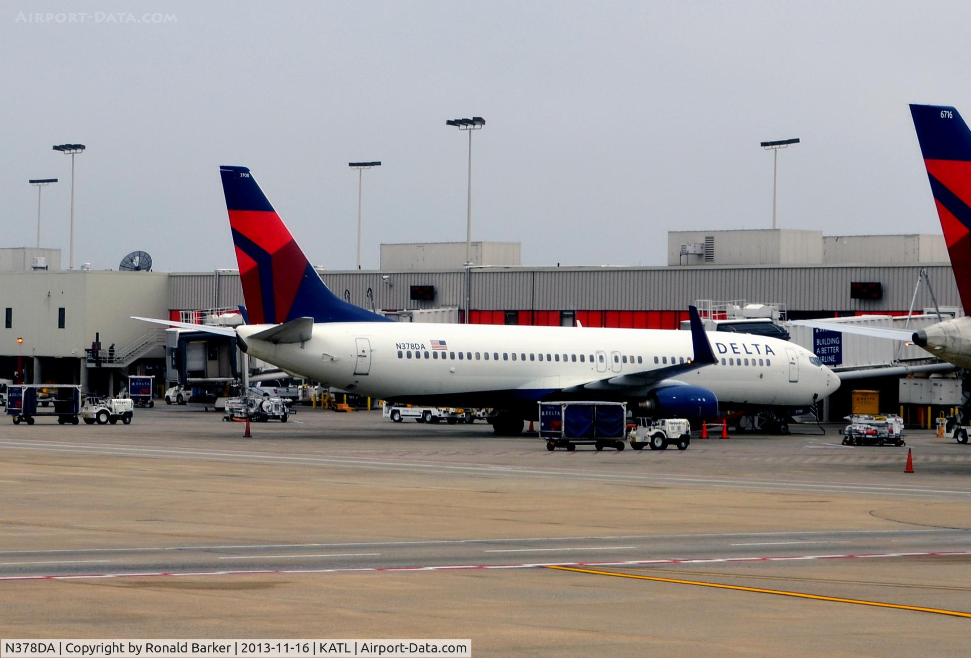 N378DA, 1999 Boeing 737-832 C/N 30265, Atlanta
