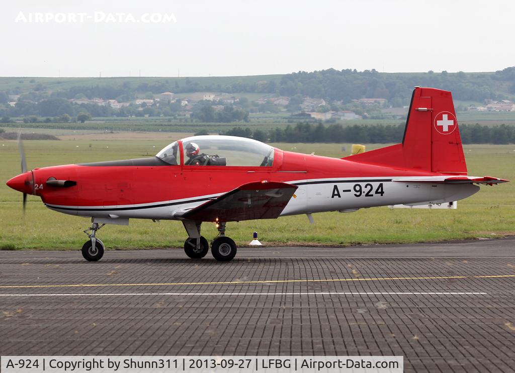 A-924, 1983 Pilatus PC-7 Turbo Trainer C/N 332, Participant of the Cognac AFB Spotter Day 2013