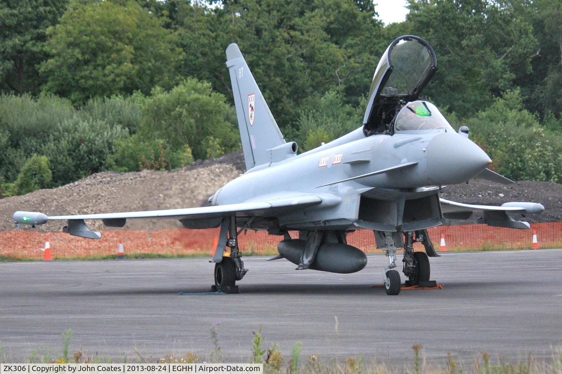 ZK306, 2009 Eurofighter EF-2000 Typhoon FGR4 C/N BS057/218, Job done - time for a cuppa.