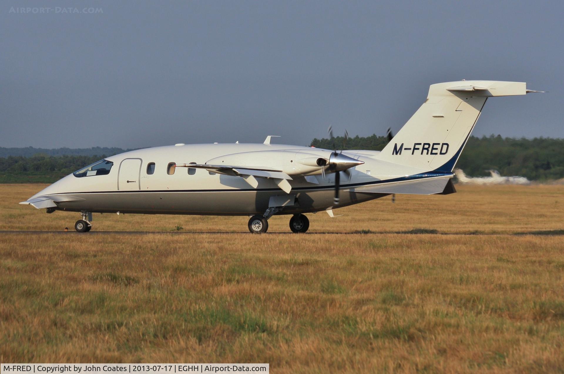 M-FRED, 2001 Piaggio P-180 Avanti C/N 1042, Taxiing in on arrival.