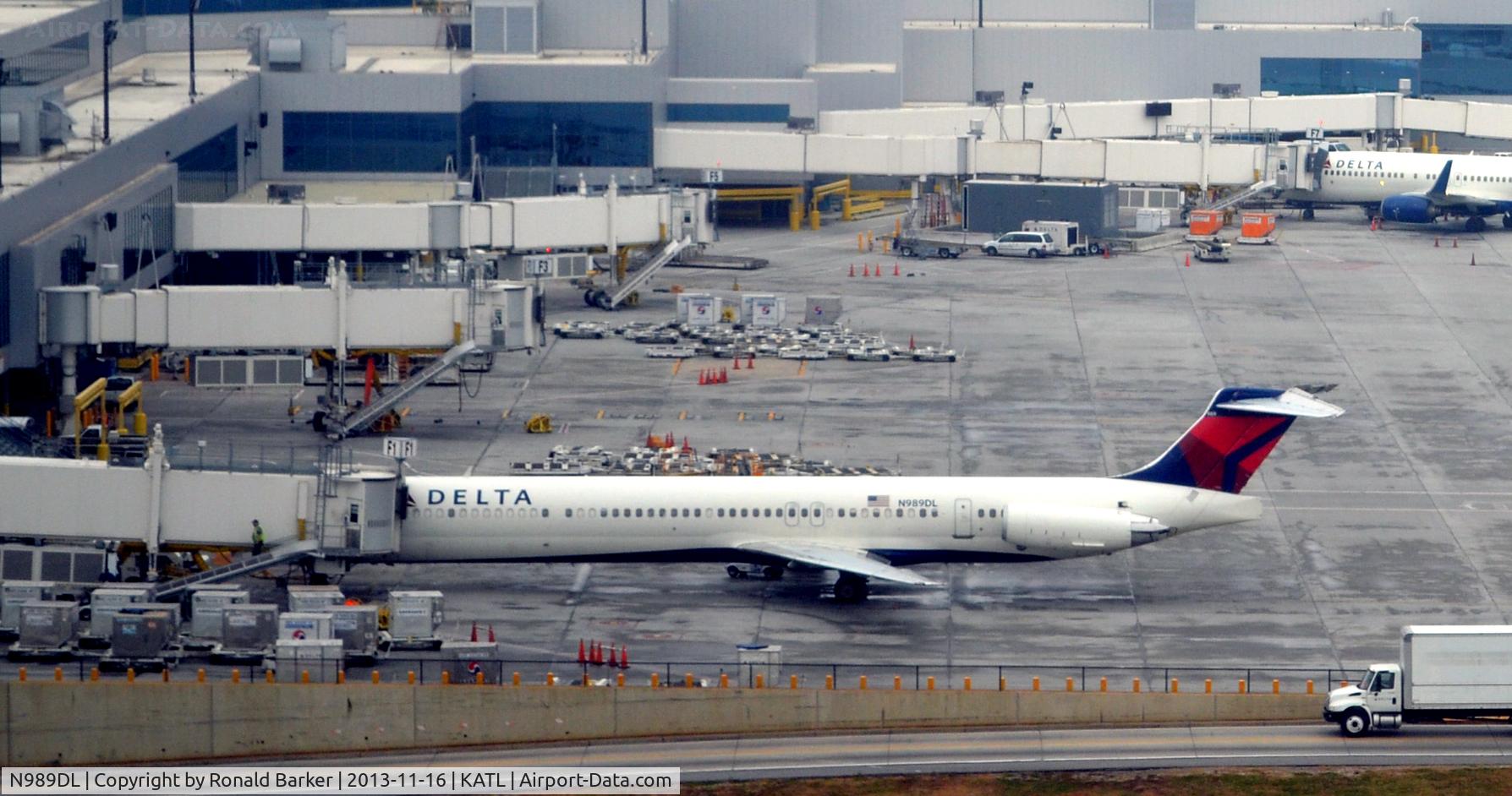 N989DL, 1991 McDonnell Douglas MD-88 C/N 53341, Gate F-1 Atlanta