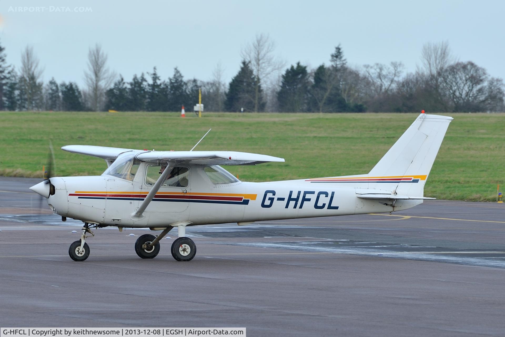 G-HFCL, 1979 Reims F152 C/N 1663, Arriving in winter sun !