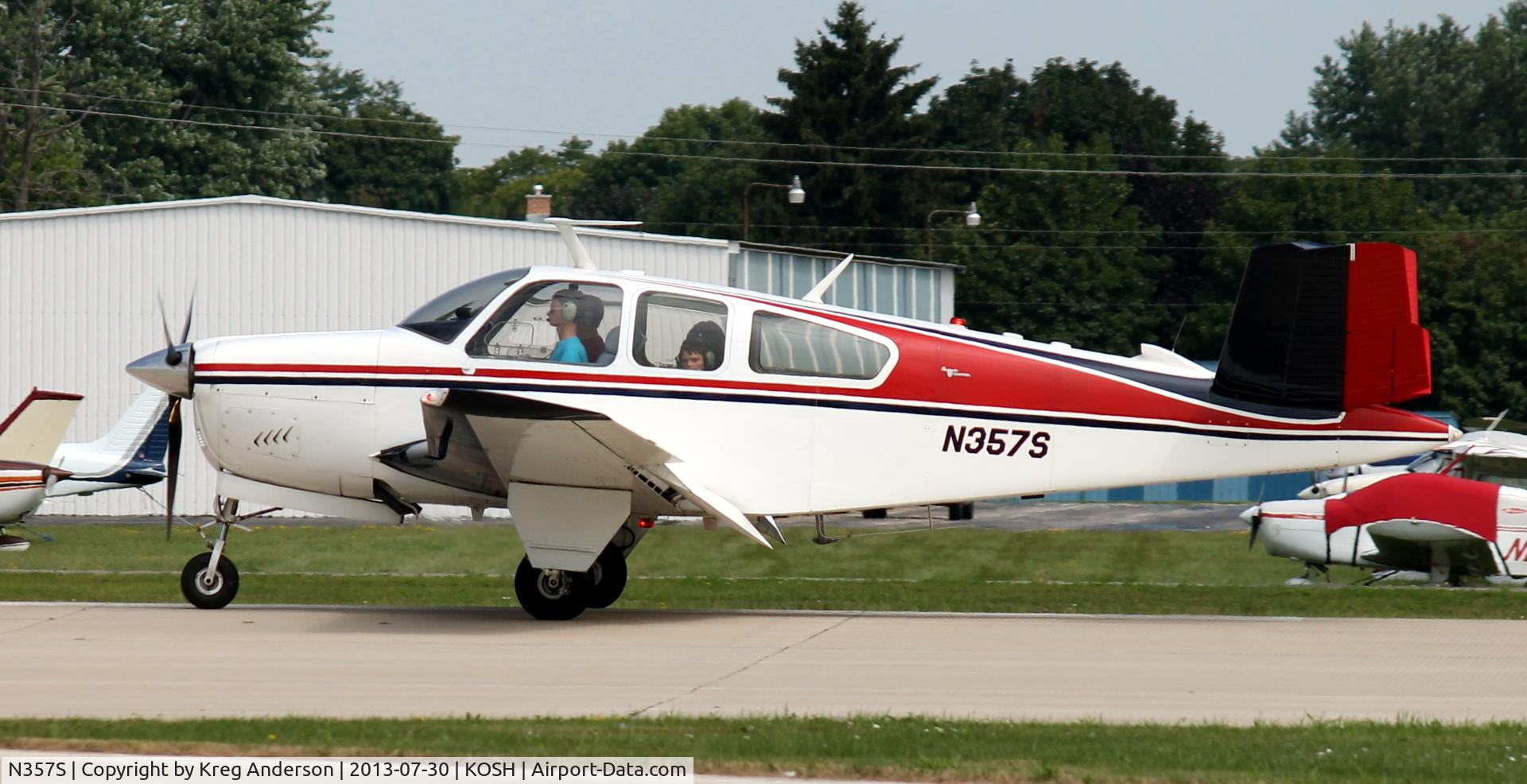 N357S, 1967 Beech V35A Bonanza C/N D-8679, EAA AirVenture 2013
