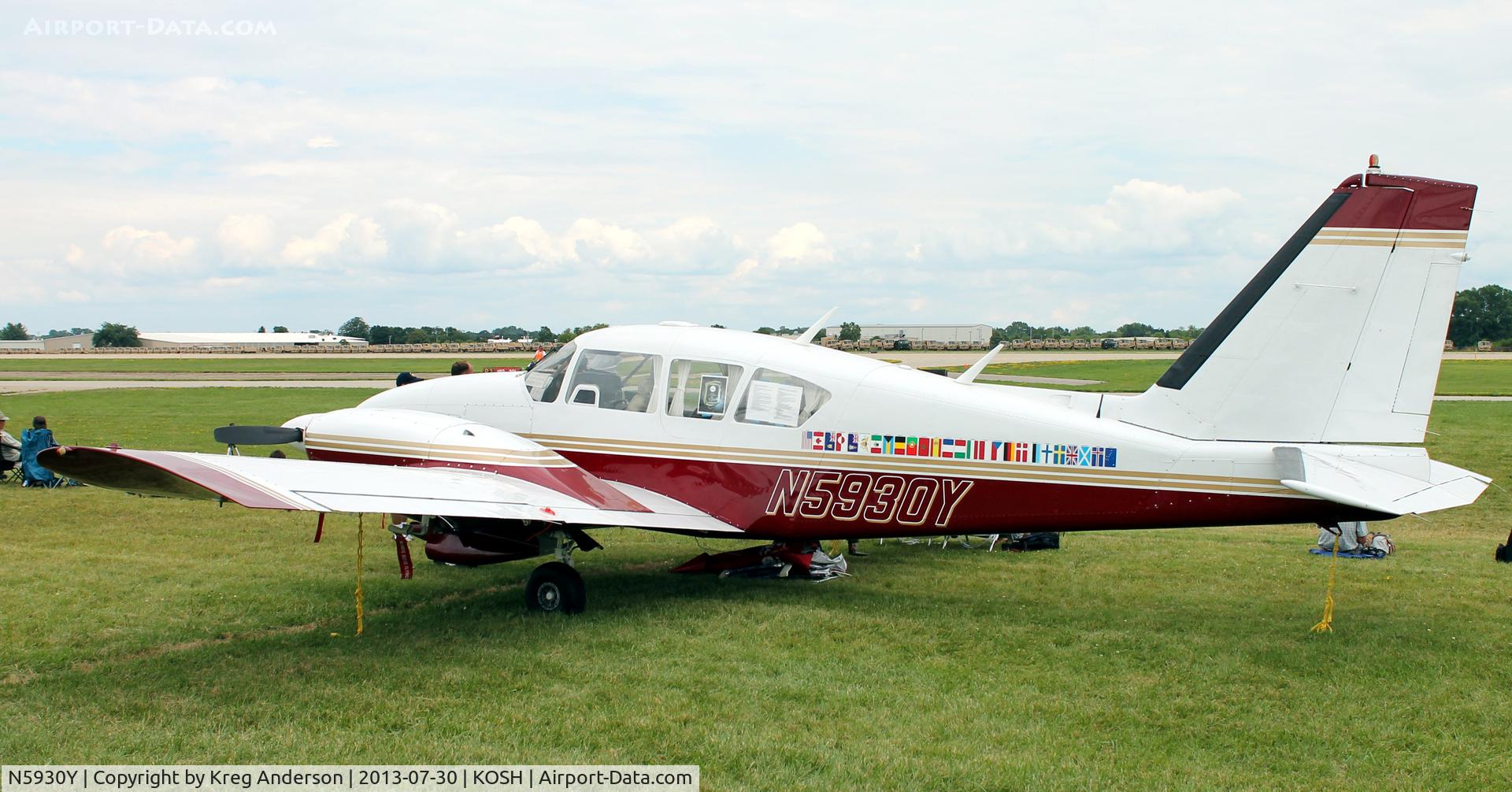 N5930Y, 1965 Piper PA-23-250 Aztec C/N 27-3091, EAA AirVenture 2013