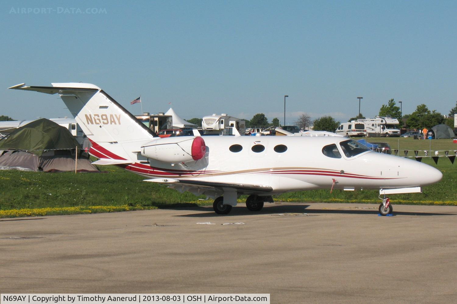 N69AY, 2008 Cessna 510 Citation Mustang Citation Mustang C/N 510-0115, 2008 Cessna 510, c/n: 510-0115, at the Hilton Garden Inn ramp