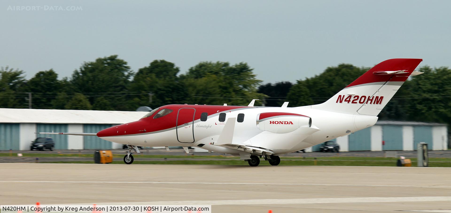 N420HM, 2011 Honda HA-420 HondaJet C/N 42000002, EAA AirVenture 2013