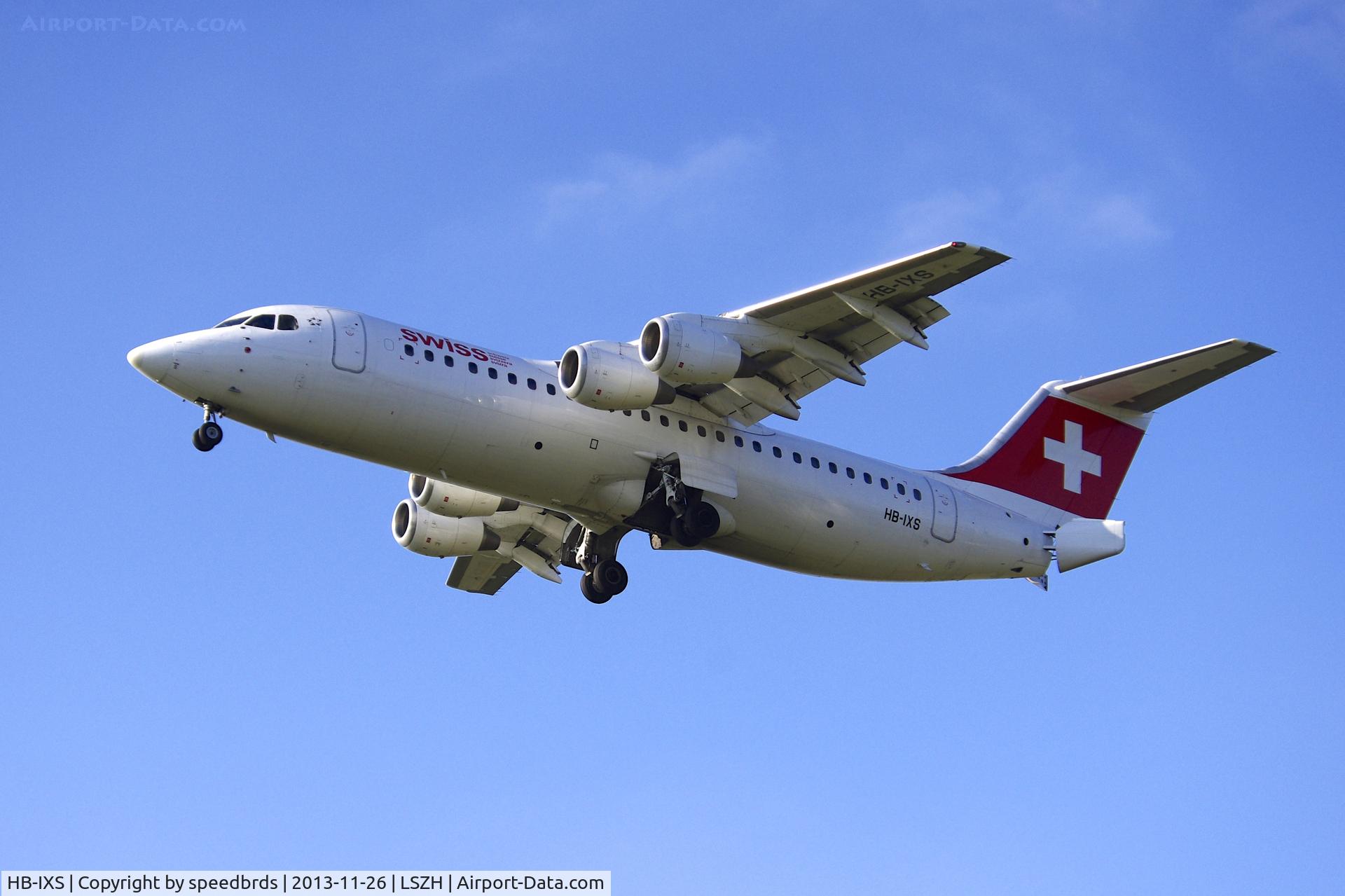 HB-IXS, 1995 British Aerospace Avro 146-RJ100 C/N E3280, Swiss International BAe 146