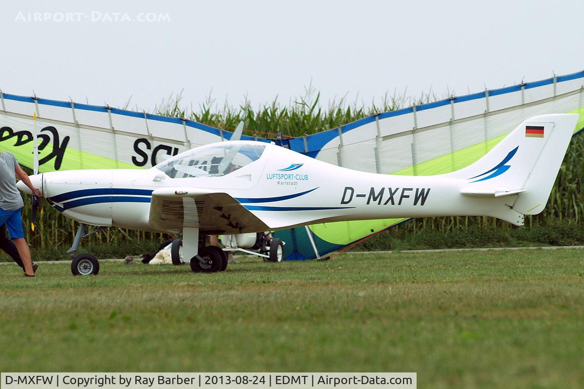 D-MXFW, 2002 Aerospool WT-9 Dynamic C/N DY013/2002, Aerospool WT-9 Dynamic [DY013/2002] Tannheim~D 24/08/2013