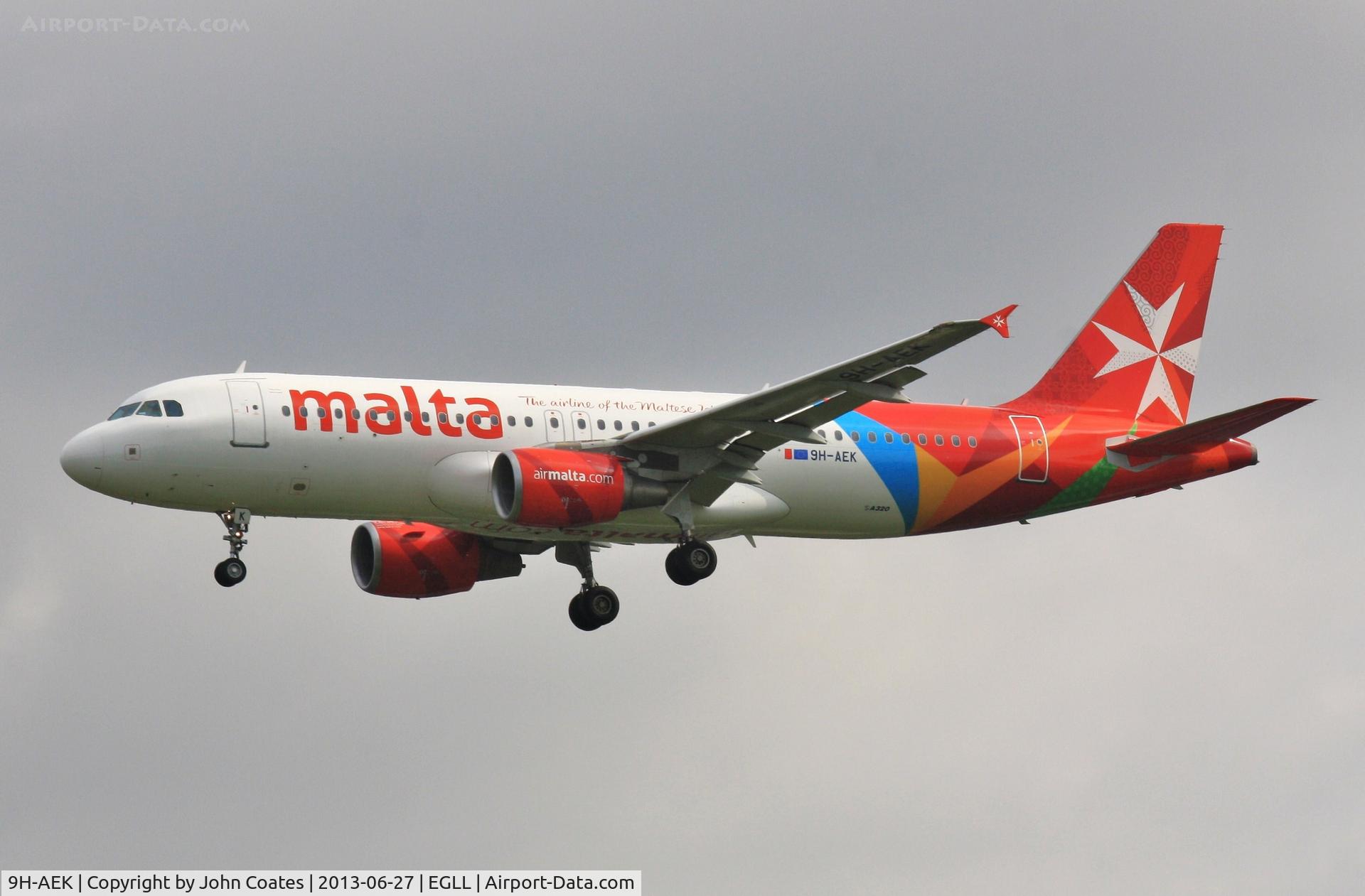 9H-AEK, 2004 Airbus A320-211 C/N 2291, Finals to 27L