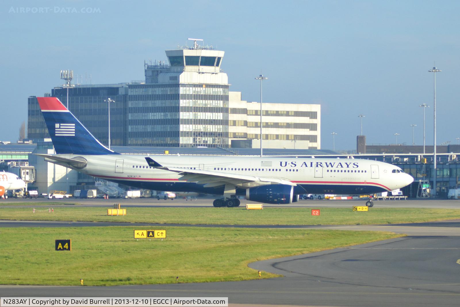 N283AY, 2009 Airbus A330-243 C/N 1076, US Airways N283AY Airbus A330-243 taxiing at Manchester Airport.