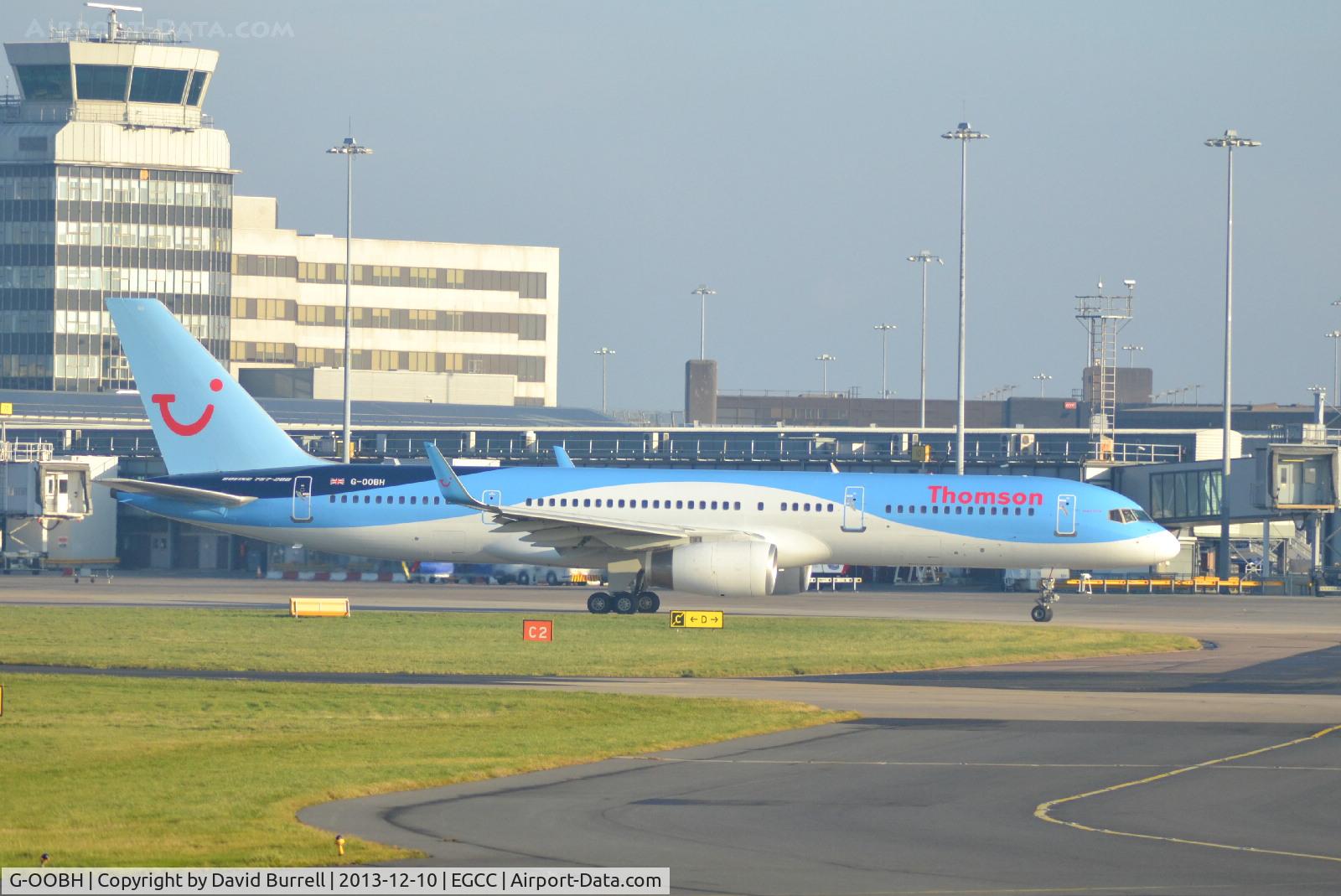 G-OOBH, 1999 Boeing 757-236 C/N 29944, Thomson G-OOBH Boeing 757-236 taxiing at Manchester Airport.