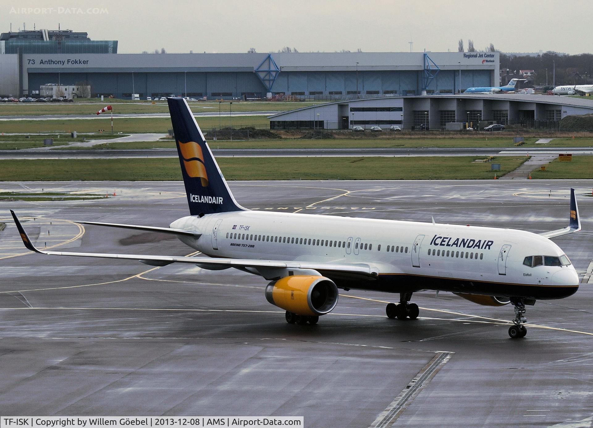 TF-ISK, 1991 Boeing 757-223 C/N 24606, Taxi to the gate of Schiphol Airport