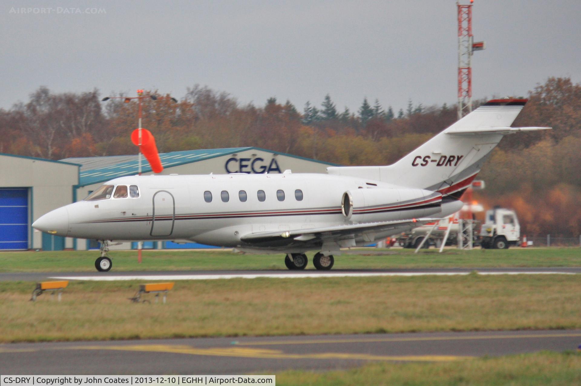CS-DRY, 2007 Raytheon Hawker 800XP C/N 258840, Departing JETS