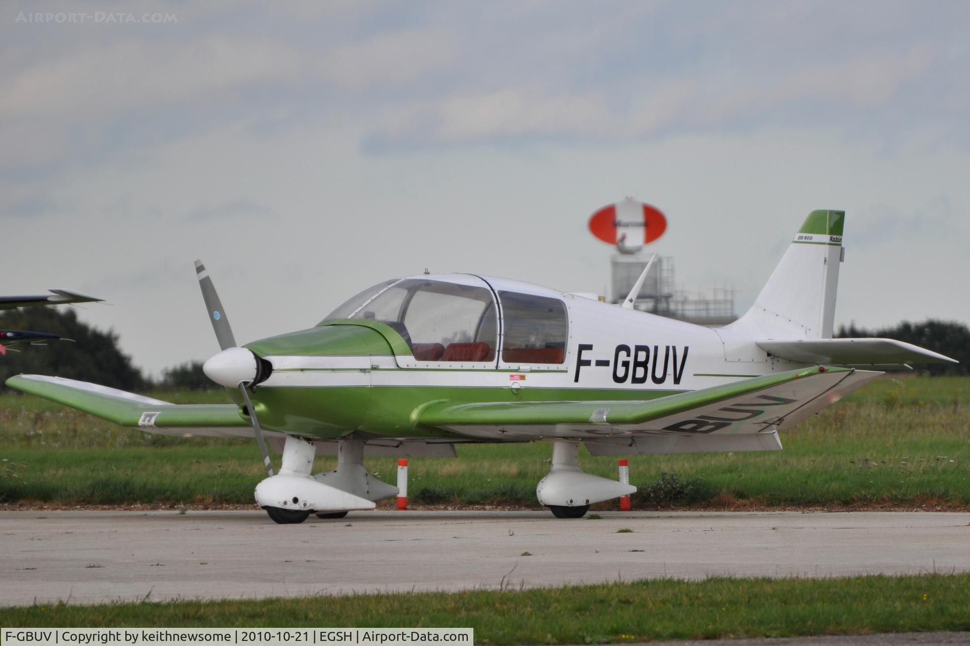 F-GBUV, 1978 Robin DR-400-120 Dauphin 2+2 C/N 1376, French Robin !