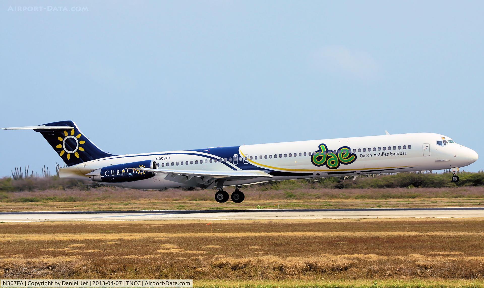 N307FA, 1992 McDonnell Douglas MD-83 (DC-9-83) C/N 53199, N307FA