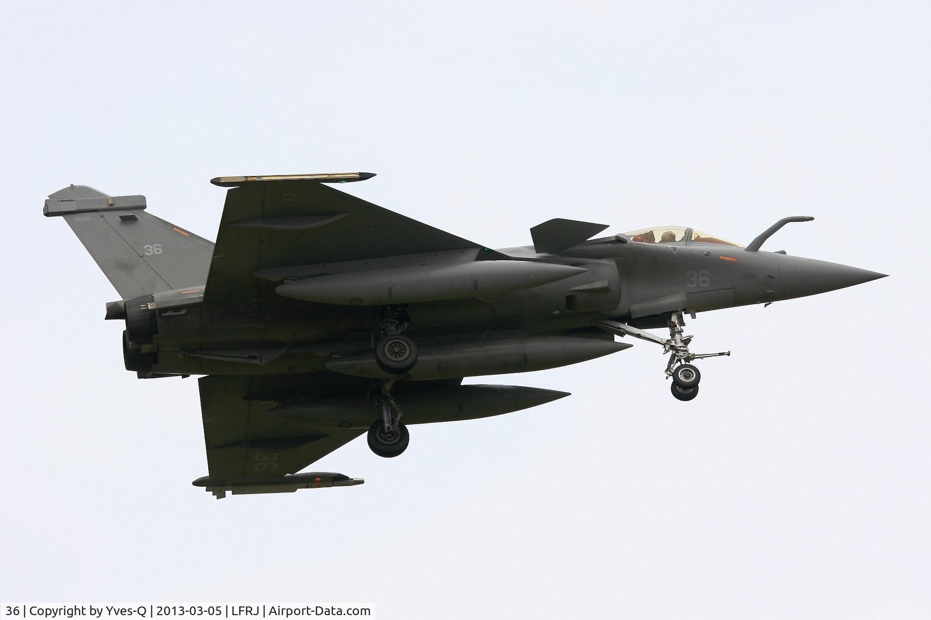 36, Dassault Rafale M C/N 36, French Naval Aviation Dassault Rafale M, Short Approach Rwy 08, Landivisiau Naval Air Base (LFRJ)
