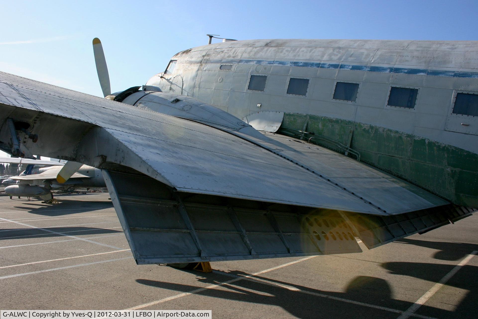 G-ALWC, 1944 Douglas C-47 Dakota 4 C/N 13590, Douglas C-47A-25-DK, Ailes Anciennes Toulouse-Blagnac