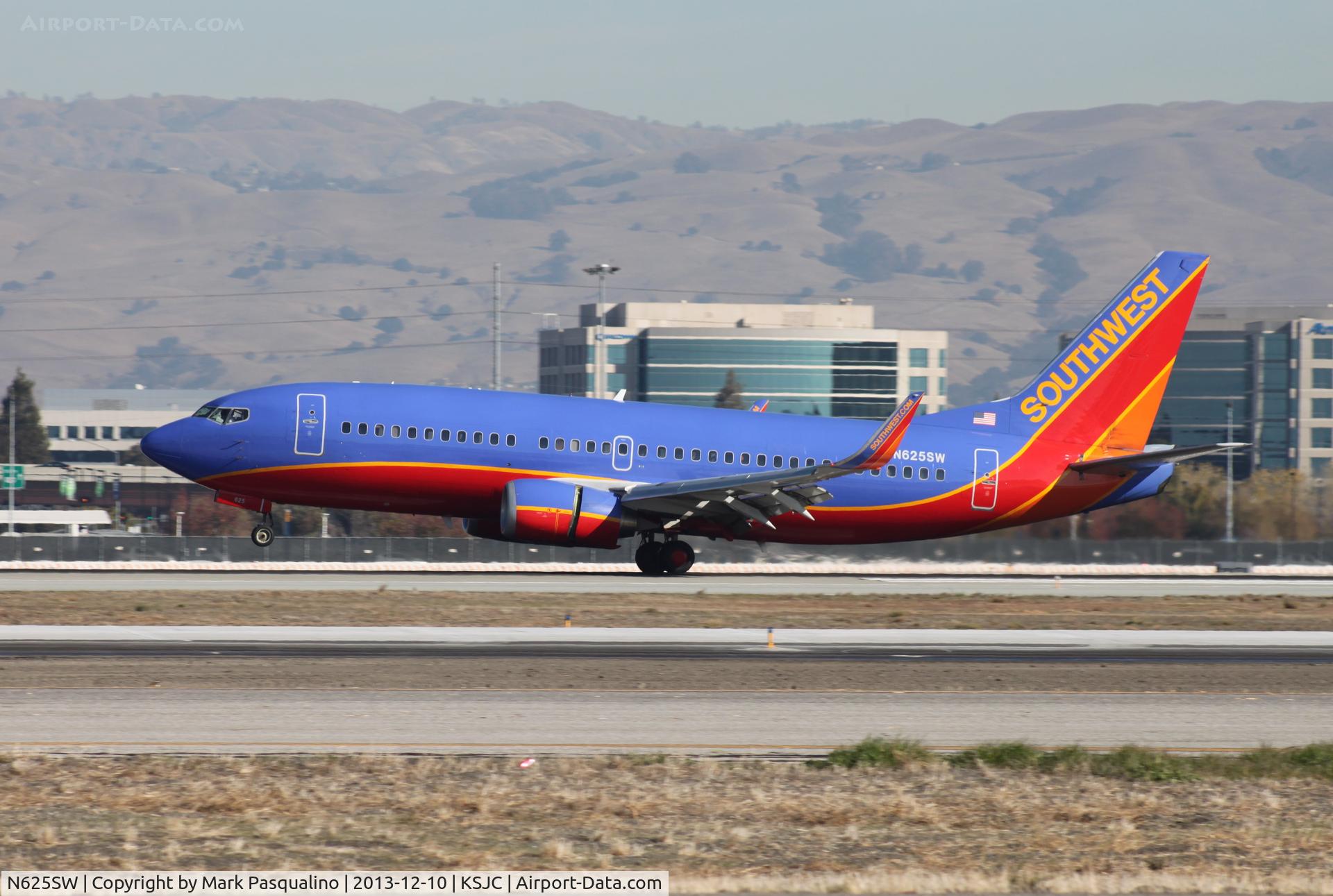 N625SW, 1996 Boeing 737-3H4 C/N 27701, Boeing 737-300